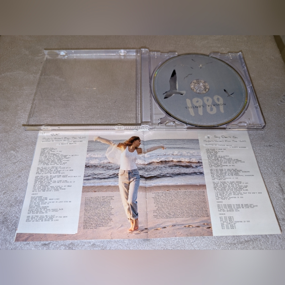 Taylor Swift 1989 Taylors Version CD - Picture 9 of 9